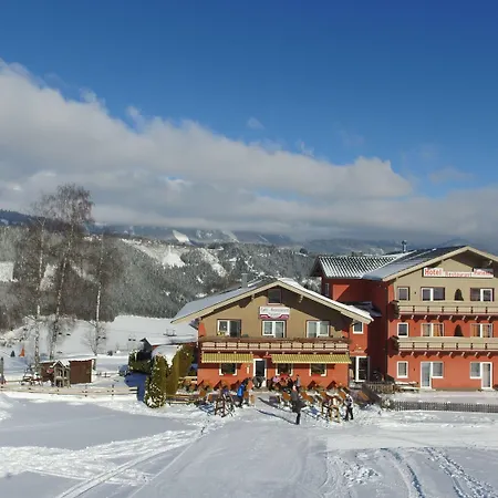 帕里恩特酒店 酒店