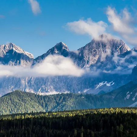 ホテル Pariente シュラートミンク