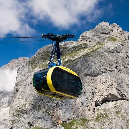 Pariente Отель 3*