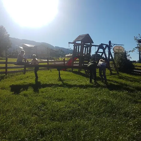 Pariente ホテル 3*