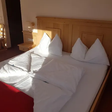 Pariente Отель Шладминг