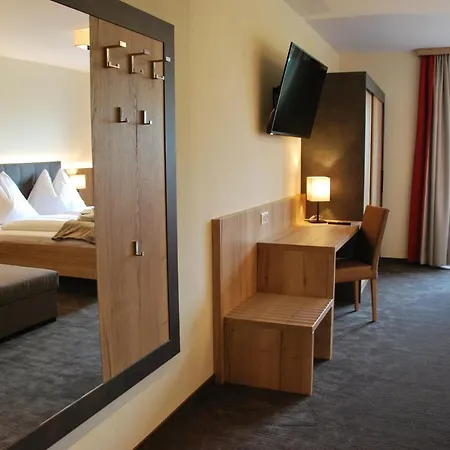 Pariente ホテル シュラートミンク