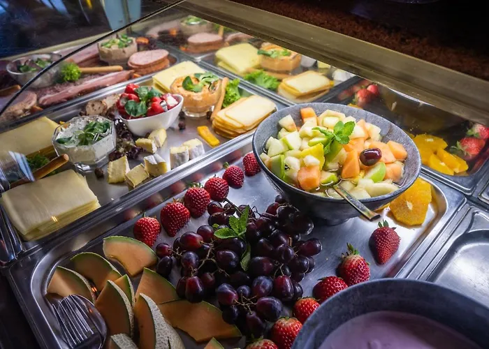 帕里恩特酒店 3* 斯拉德明