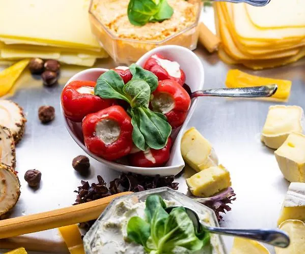 帕里恩特酒店 斯拉德明